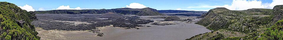 Land & Climate, Comoros