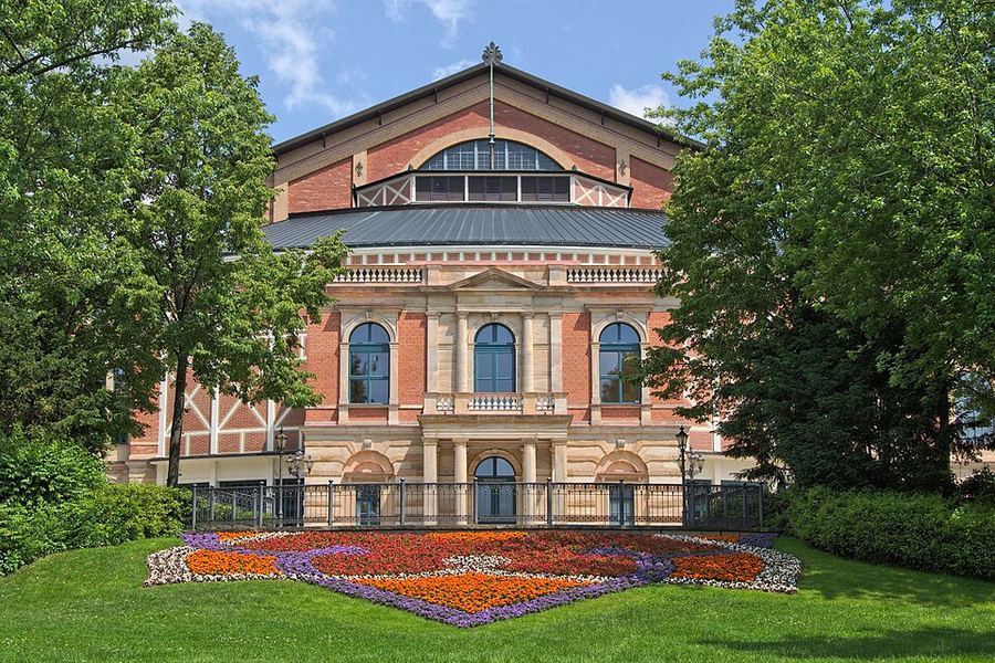 Music & Dance, Germany