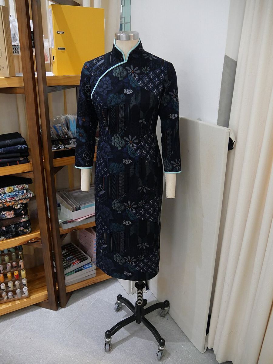 National Dress, Hong Kong