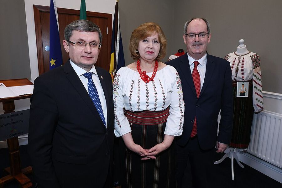 National Dress, Moldova